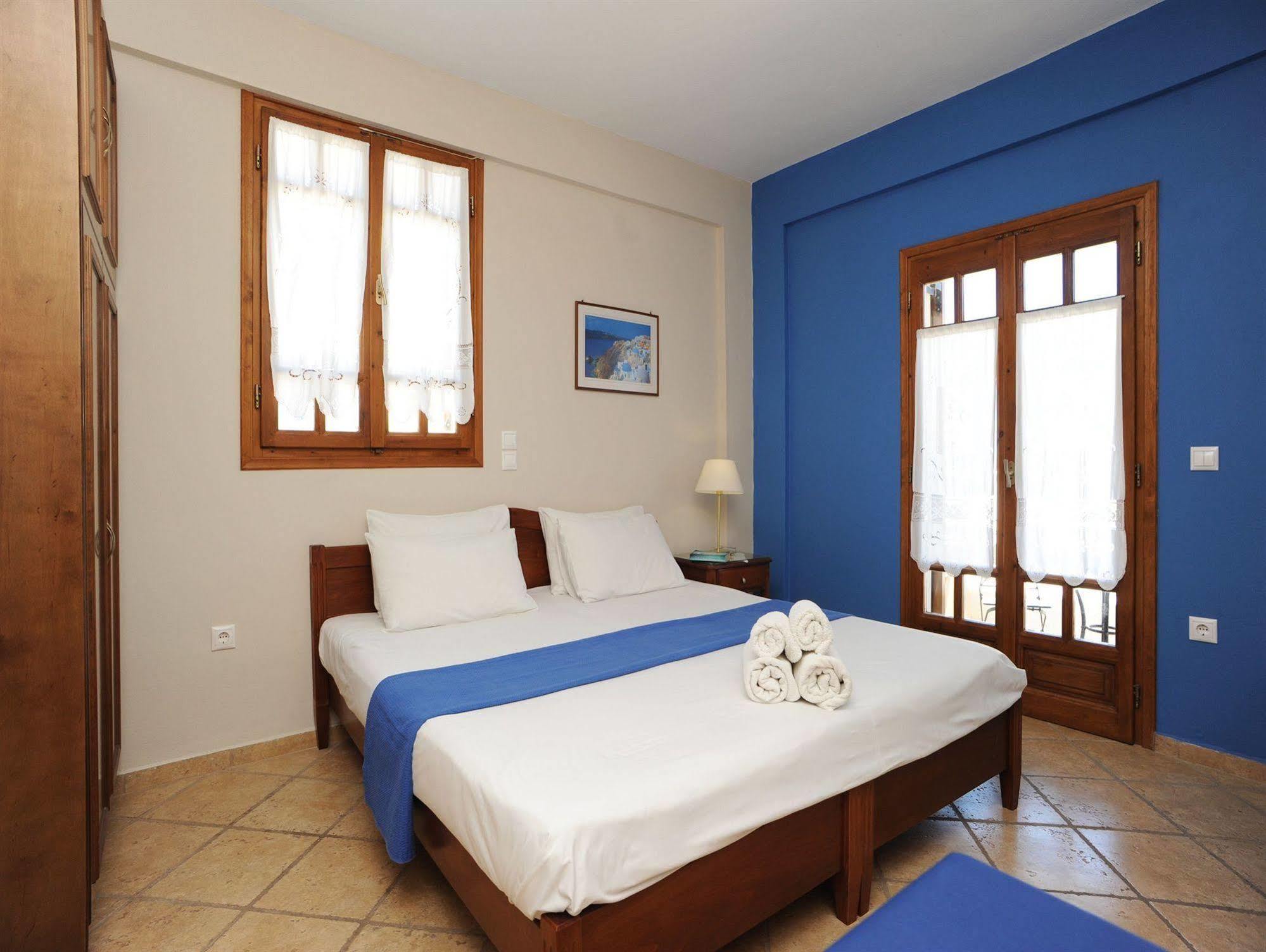 Santorini Mesotopos Aparthotel 3*